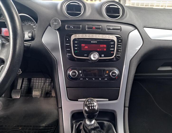 Ford Mondeo 13