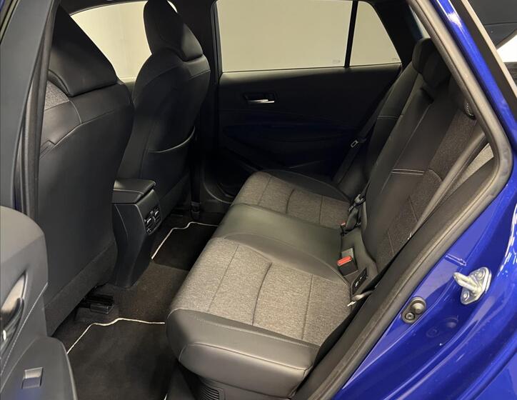 Toyota Corolla 10