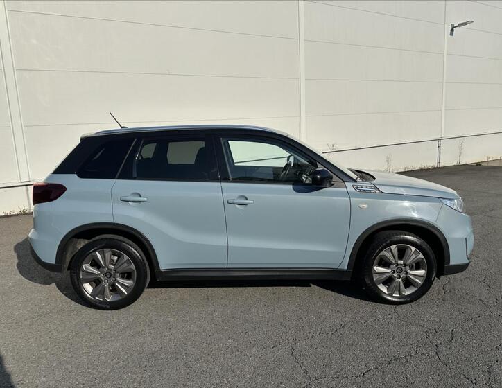 Suzuki Vitara 2