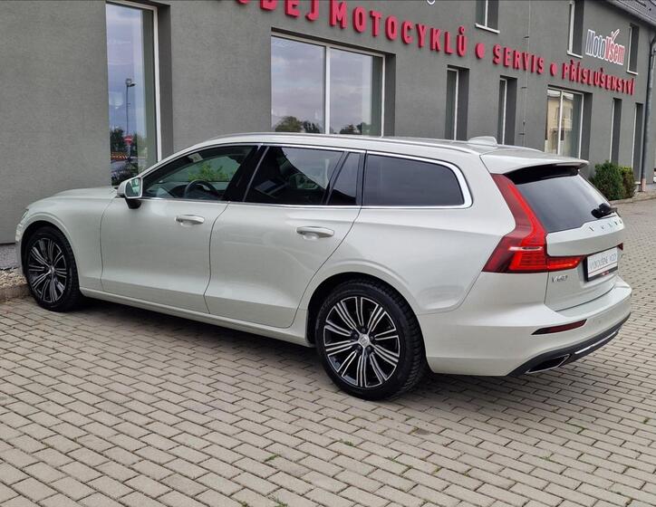 Volvo V60 7