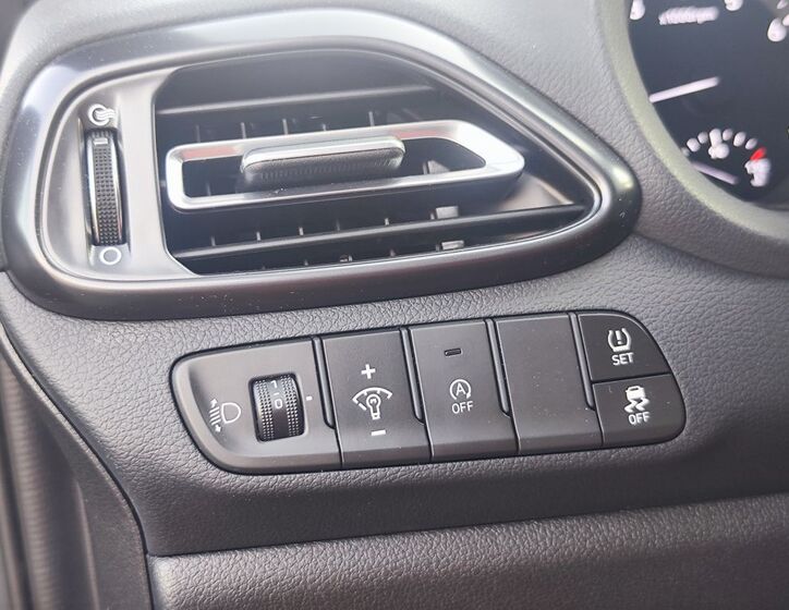 Hyundai i30 30