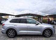 Volkswagen Touareg 7