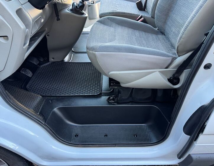 Renault Trafic 16