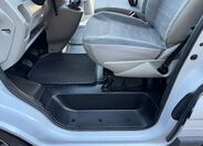 Renault Trafic 16