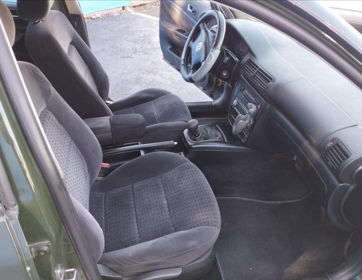 Volkswagen Passat 9