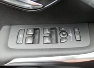 Volvo V40 25