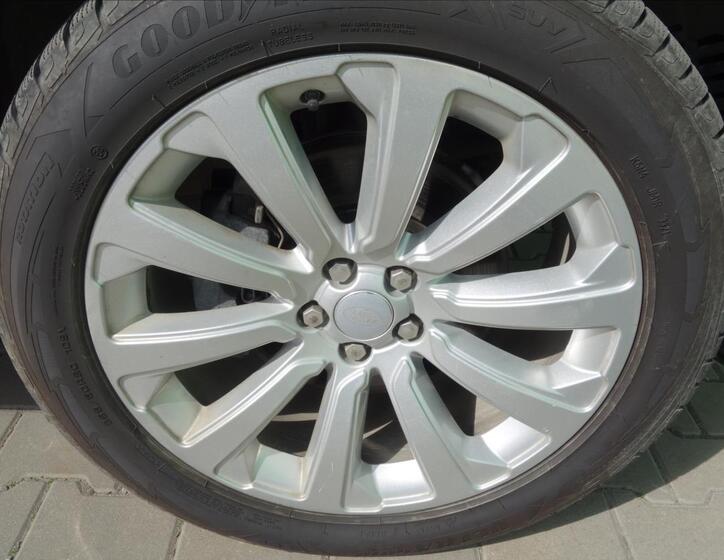 Land Rover Range Rover Velar 39