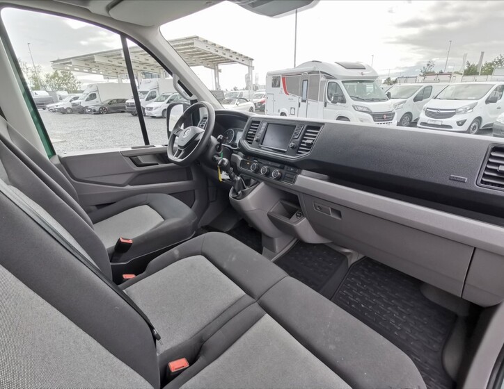 Volkswagen Crafter 8