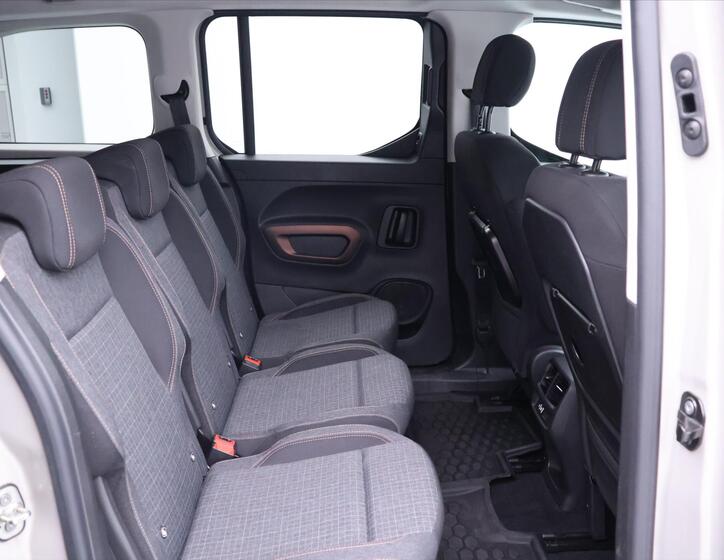Peugeot Rifter 15