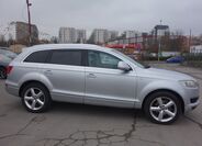 Audi Q7 7