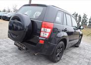 Suzuki Grand Vitara 5
