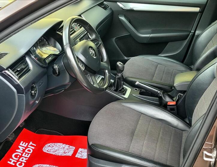 Škoda Octavia 28