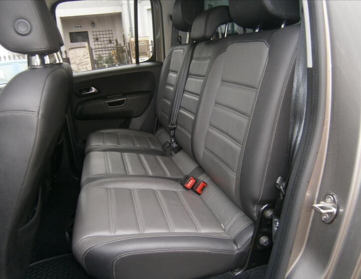 Volkswagen Amarok 9