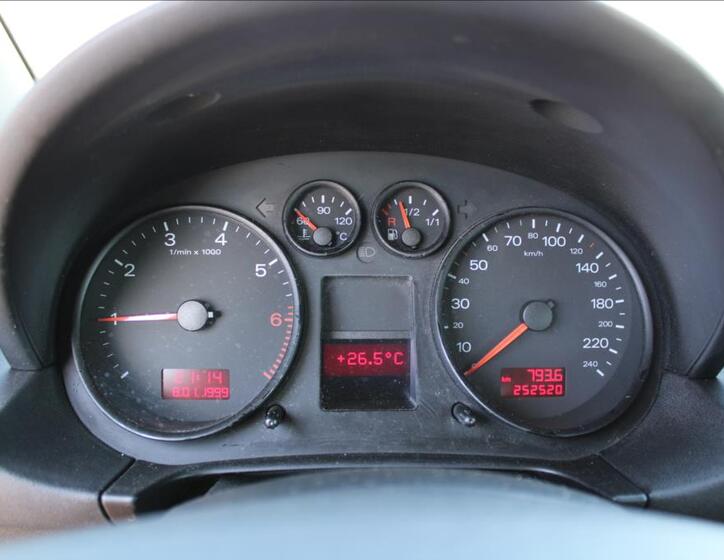 Audi A2 15