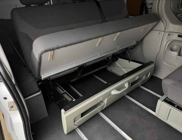 Opel Vivaro 28