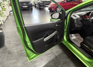 Mazda 2 6