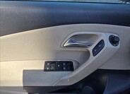 Volkswagen Polo 22