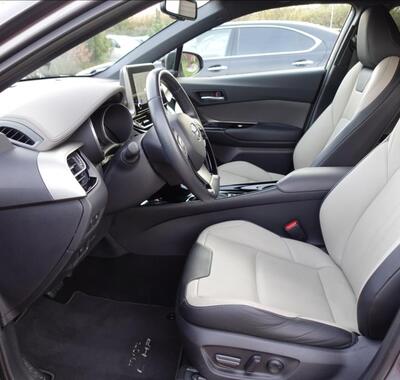 Toyota C-HR 10