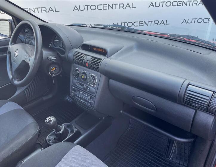 Opel Corsa 15