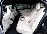 BMW Řada 7 33