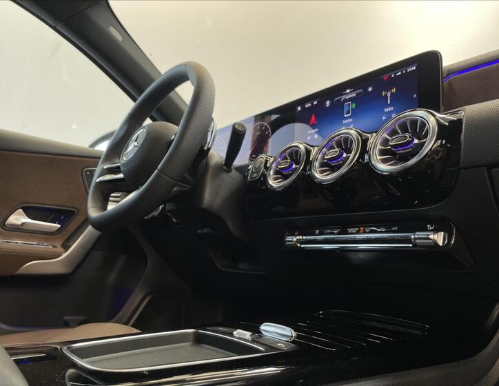Mercedes-Benz Třídy A 16