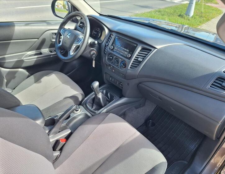 Mitsubishi L200 7