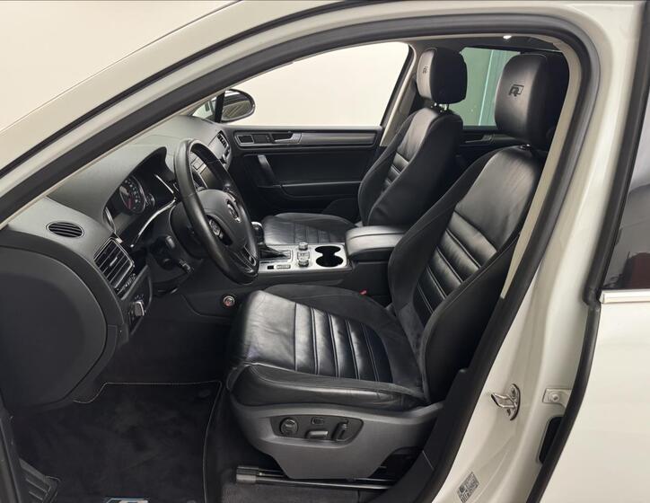 Volkswagen Touareg 42