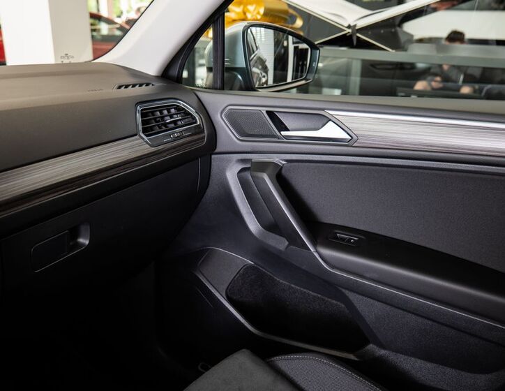 Volkswagen Tiguan 12