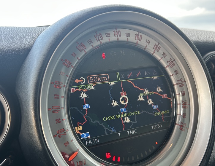 Mini Clubman 12