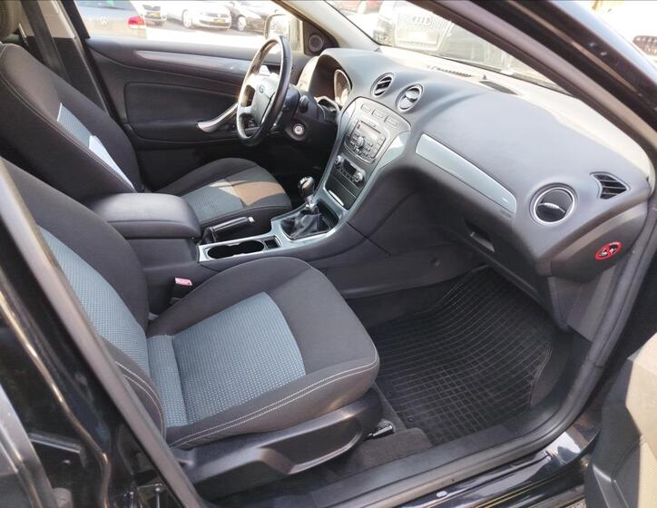 Ford Mondeo 21