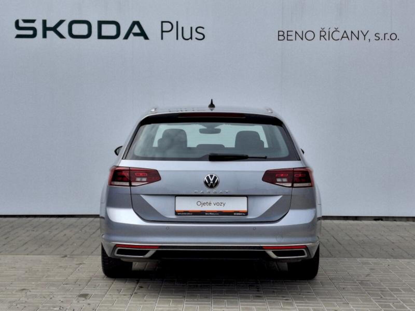 Volkswagen Passat 12