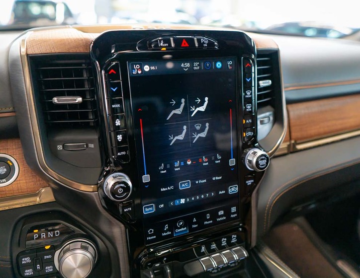 Dodge RAM 26