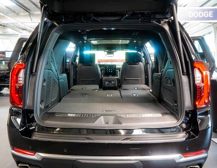 GMC Yukon 9