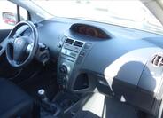 Toyota Yaris 12