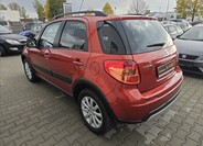 Suzuki SX4 8