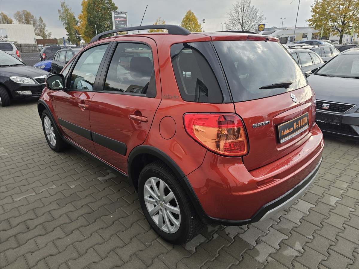 Suzuki SX4