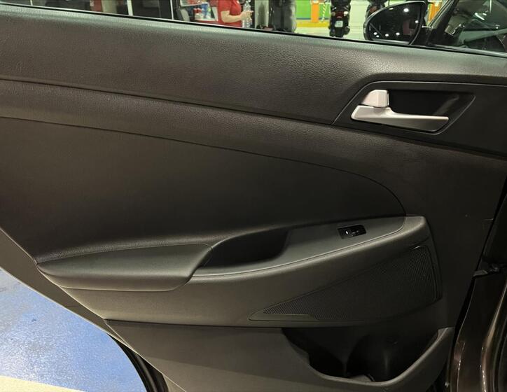 Hyundai Tucson 16