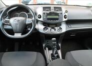 Toyota RAV4 9