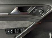 Volkswagen Golf 23
