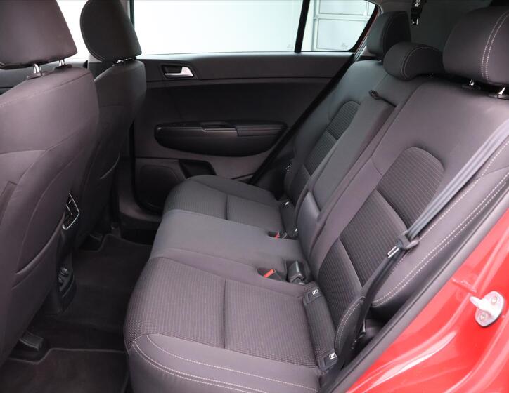 KIA Sportage 16