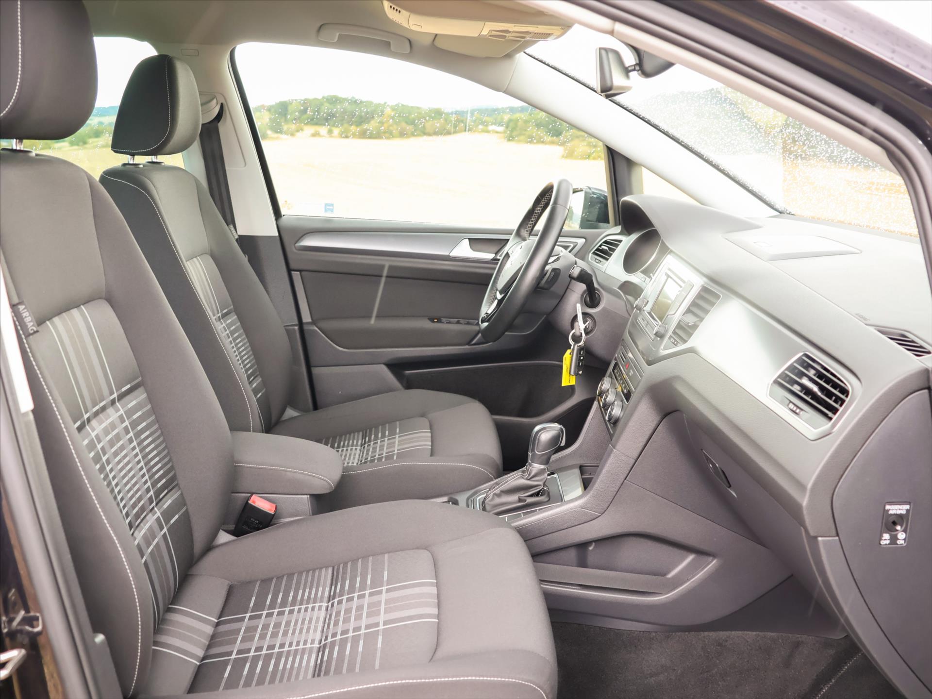 Volkswagen Golf Sportsvan