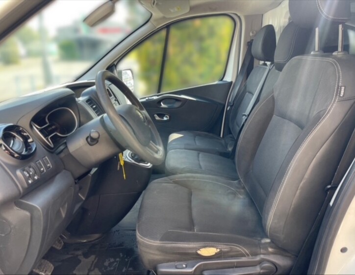 Renault Trafic 7