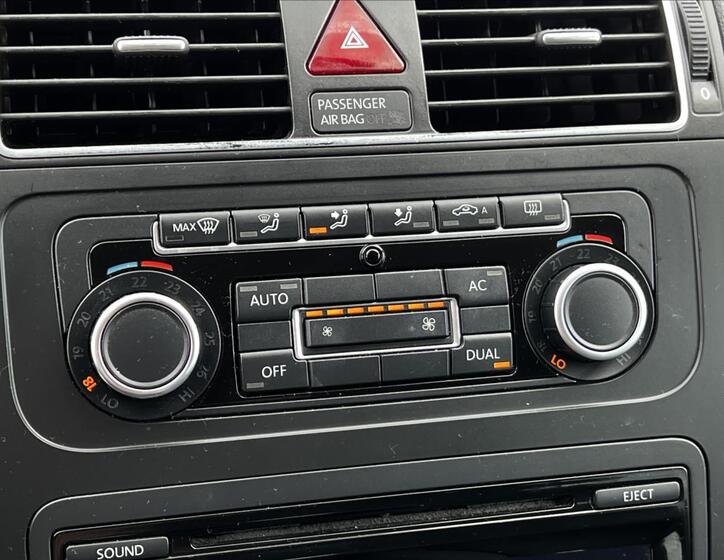 Volkswagen Touran 28