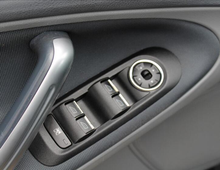 Ford S-MAX 24