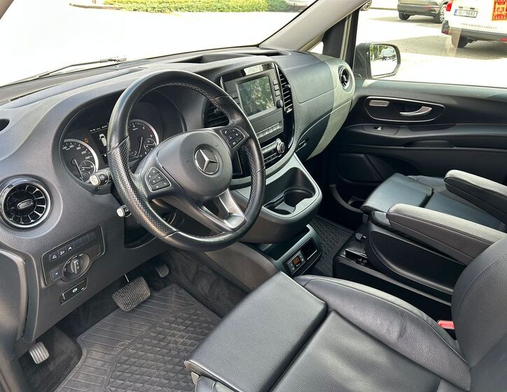 Mercedes-Benz Vito 2
