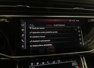 Audi Q8 11