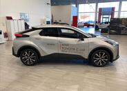 Toyota C-HR 4