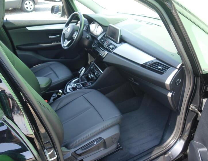 BMW Řada 2 34