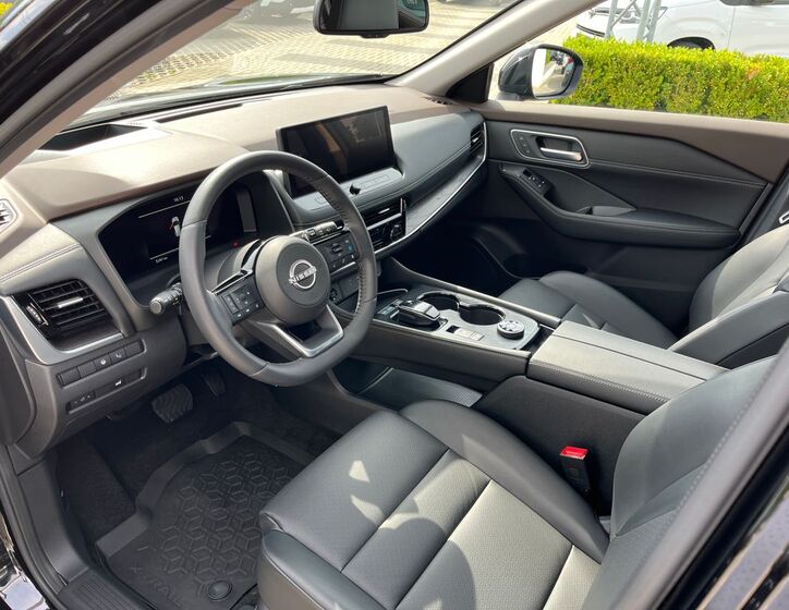 Nissan Ostatní 14