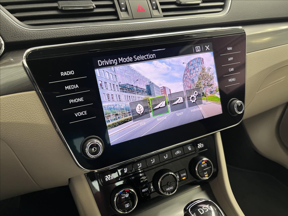 Škoda Superb